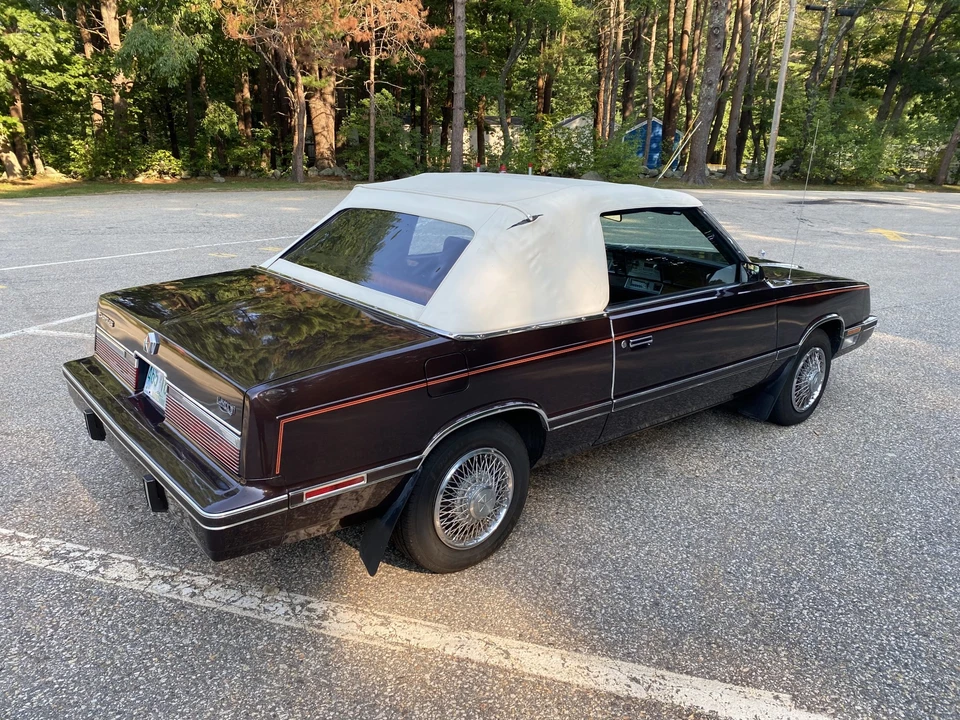 1982 Chrysler LeBaron - Image 5 of 31