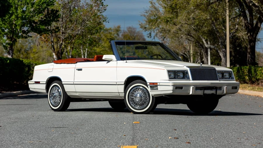 1982 Chrysler LeBaron - Image 7 of 28