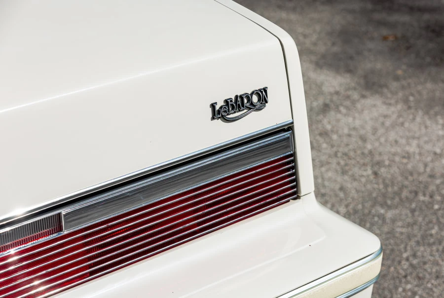 1982 Chrysler LeBaron - Image 10 of 28