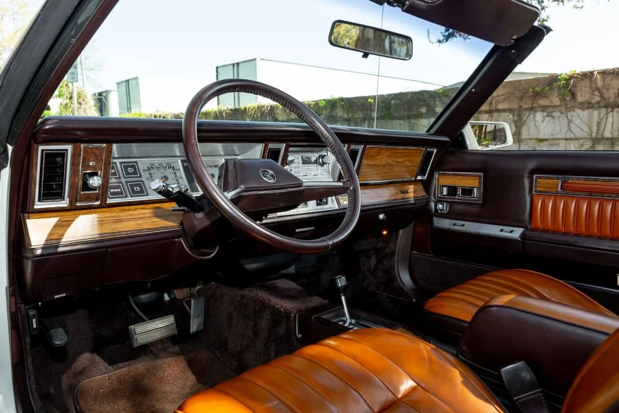 1982 Chrysler LeBaron - Image 19 of 28