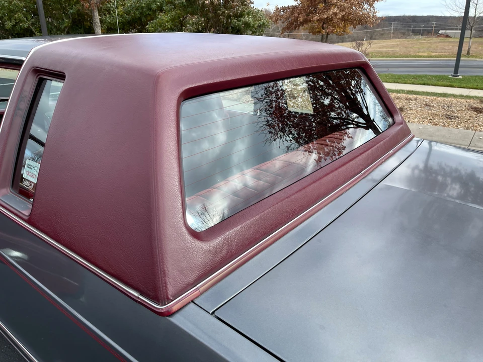 1982 Chrysler LeBaron - Image 15 of 31