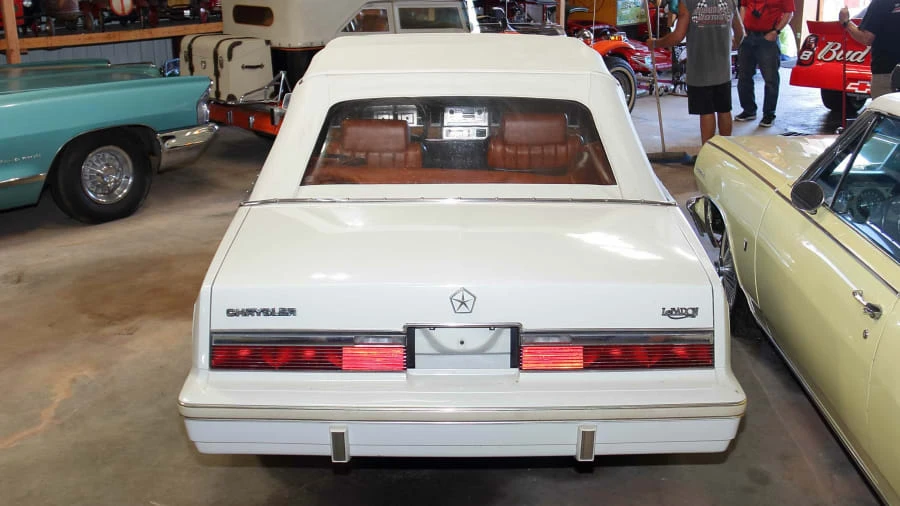 1982 Chrysler LeBaron - Image 6 of 12