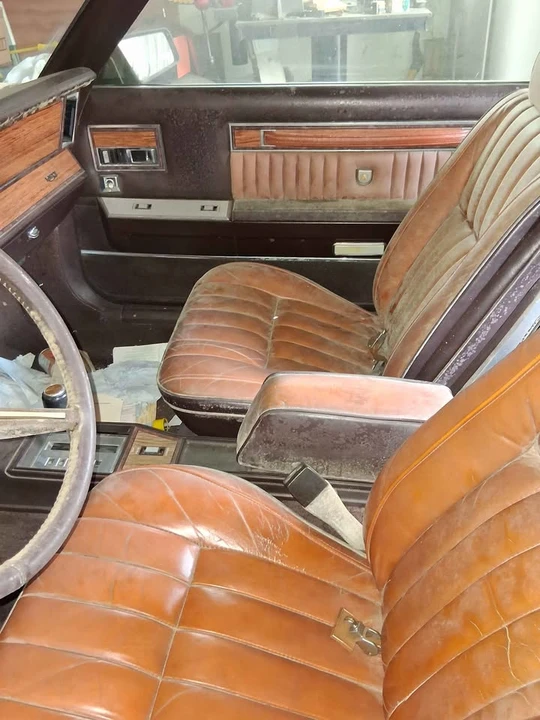 1982 Chrysler LeBaron - Image 10 of 10