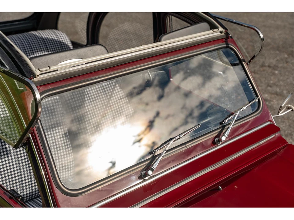 1982 Citroen 2CV - Image 29 of 31