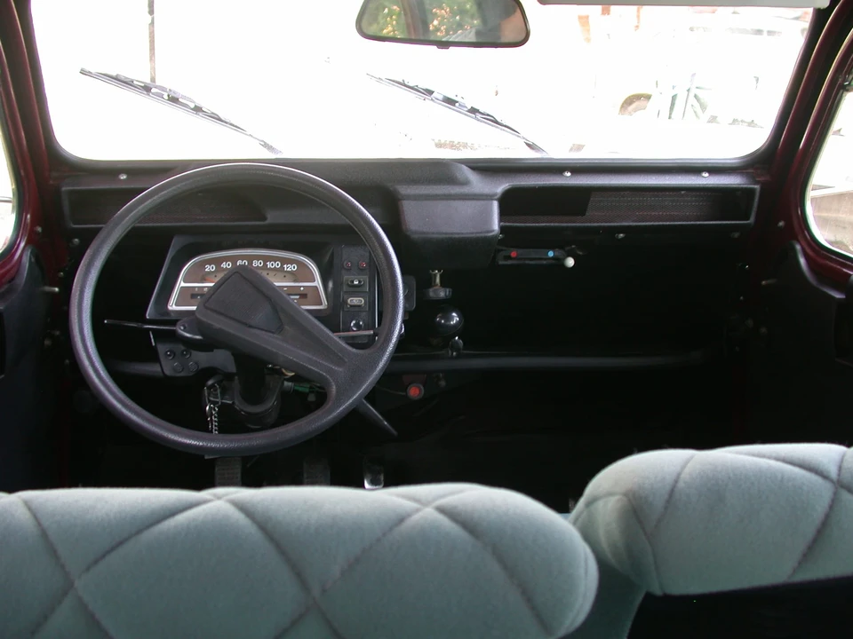 1982 Citroen 2CV - Image 31 of 31