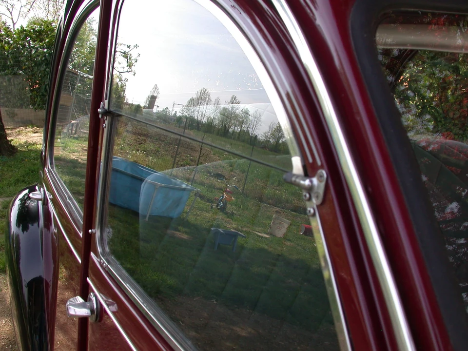 1982 Citroen 2CV - Image 25 of 31