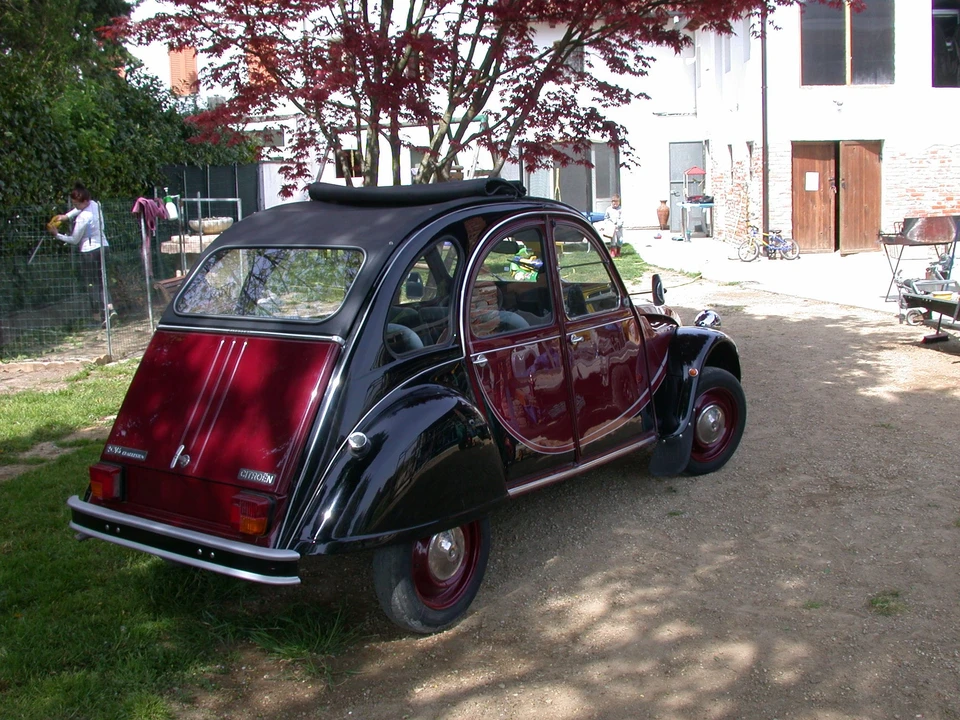1982 Citroen 2CV - Image 6 of 31