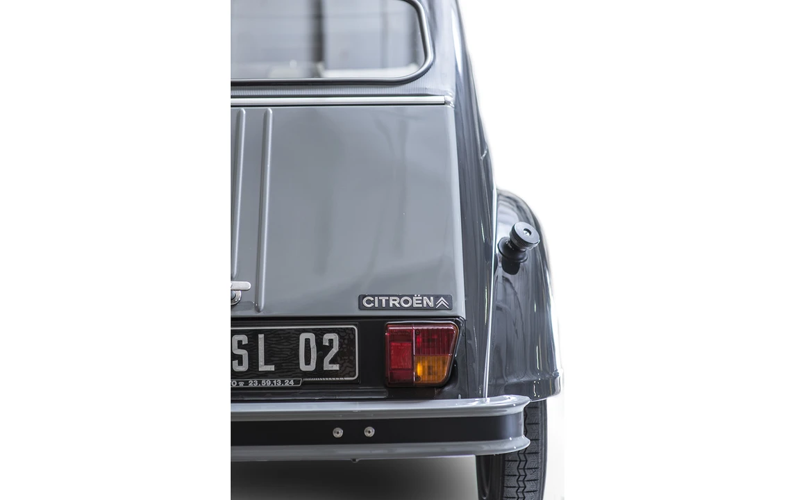 1982 Citroen 2CV - Image 13 of 23
