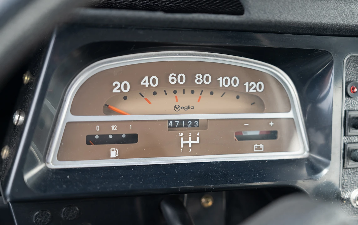 1982 Citroen 2CV - Image 21 of 23