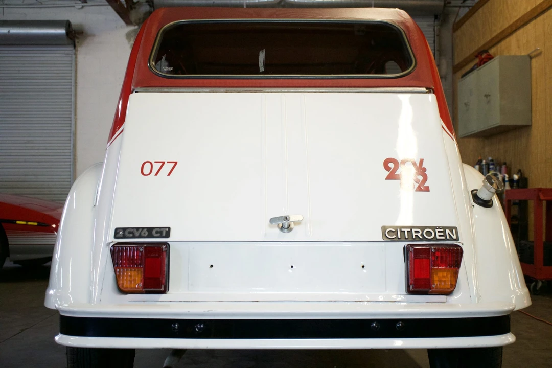 1982 Citroen 2CV - Image 25 of 31
