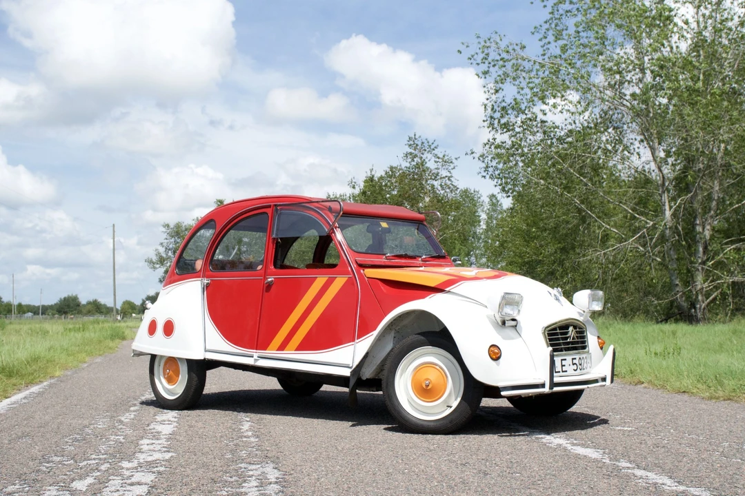 1982 Citroen 2CV - Image 13 of 31