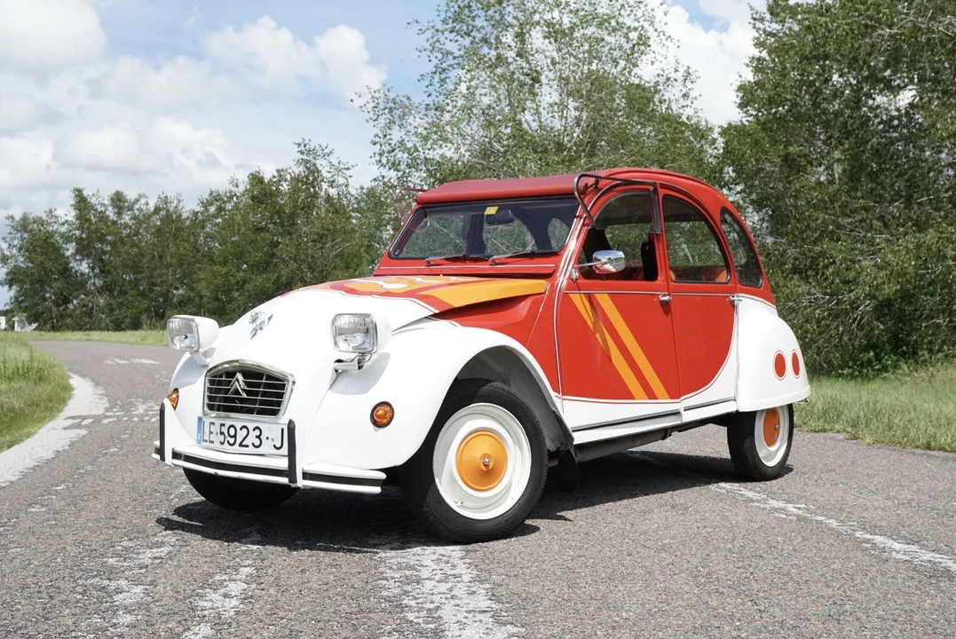 1982 Citroen 2CV - Image 2 of 31