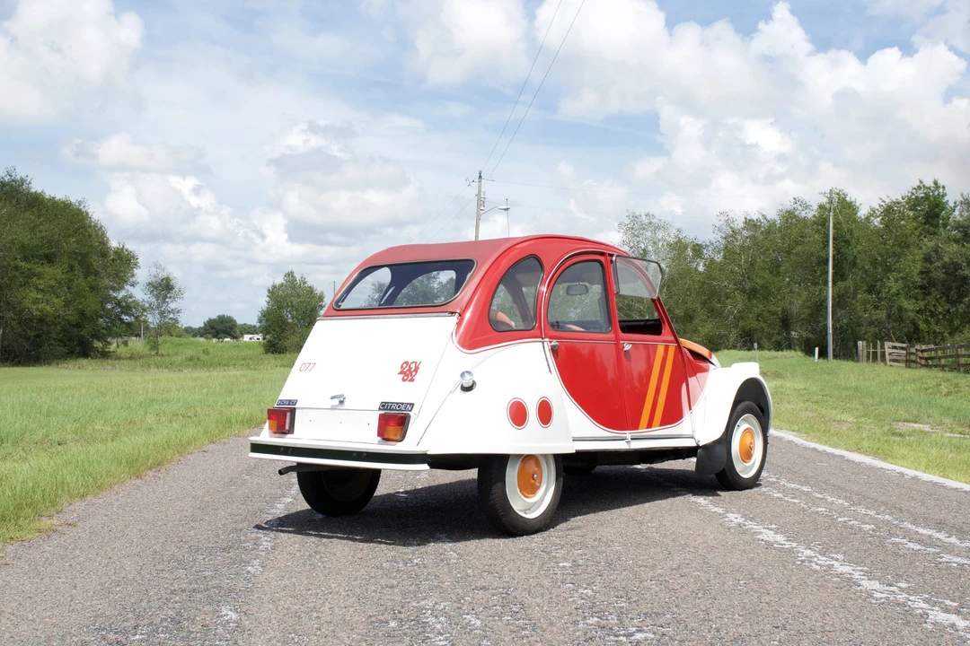 1982 Citroen 2CV - Image 12 of 31