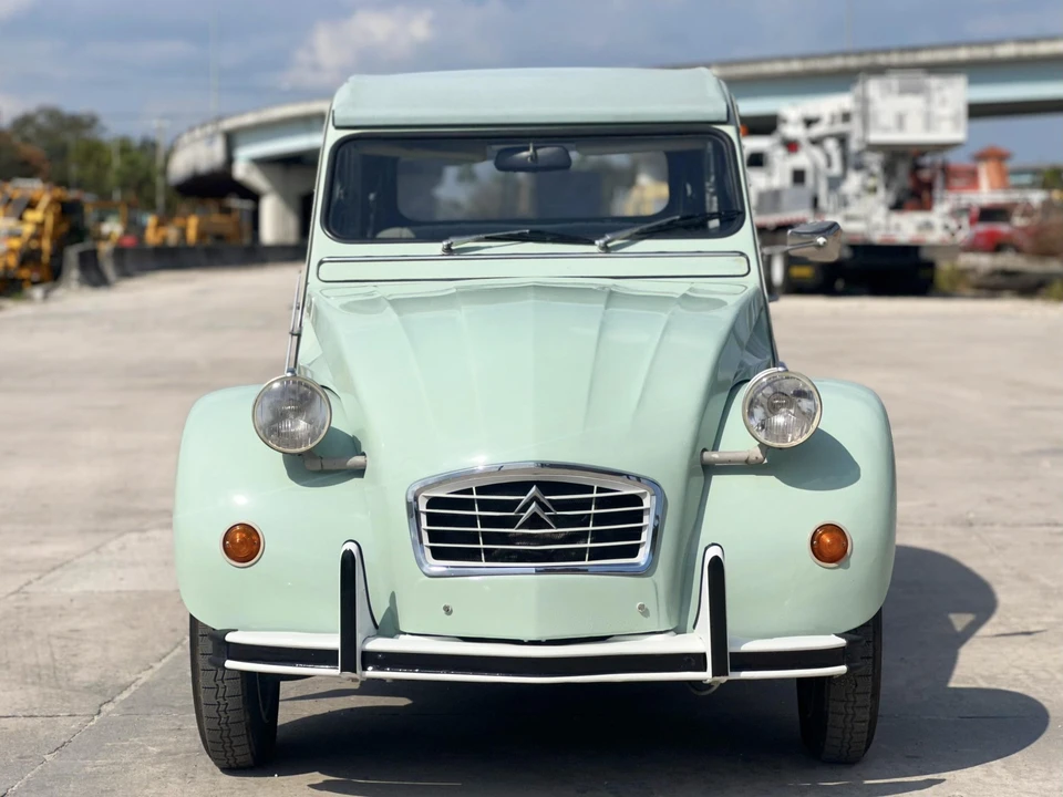 1982 Citroen 2CV - Image 6 of 31