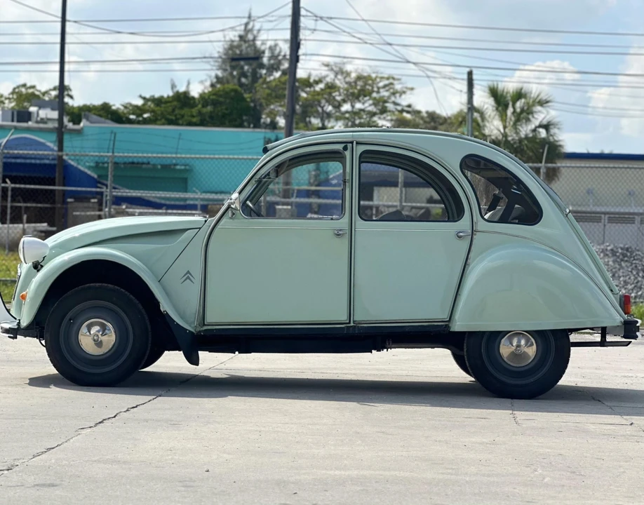 1982 Citroen 2CV - Image 22 of 31