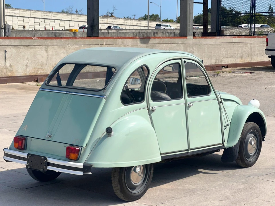 1982 Citroen 2CV - Image 15 of 31