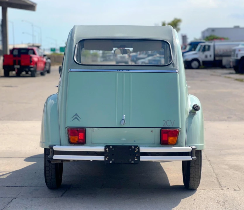 1982 Citroen 2CV - Image 17 of 31
