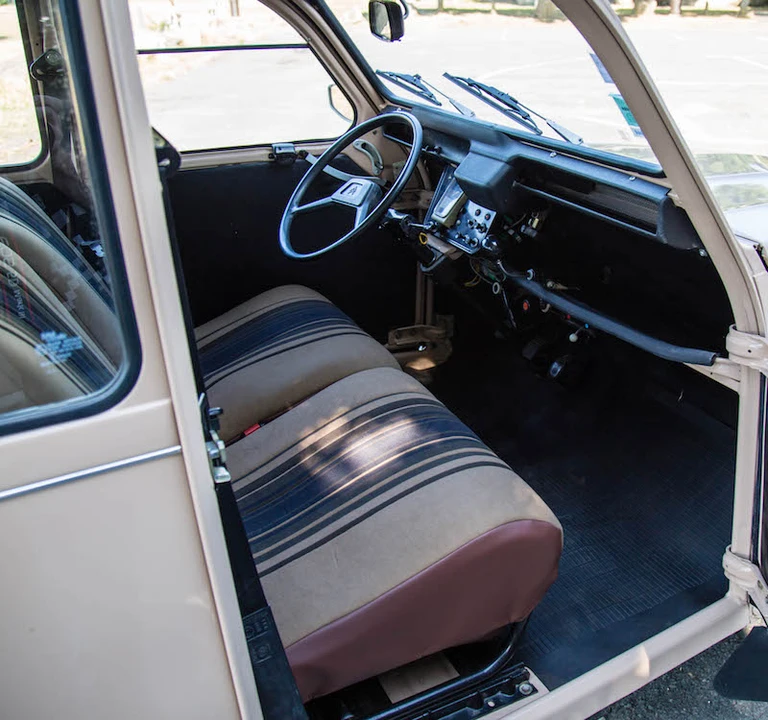 1982 Citroen 2CV - Image 9 of 20