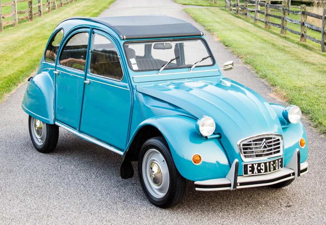 1982 Citroen 2CV - Image 2 of 19