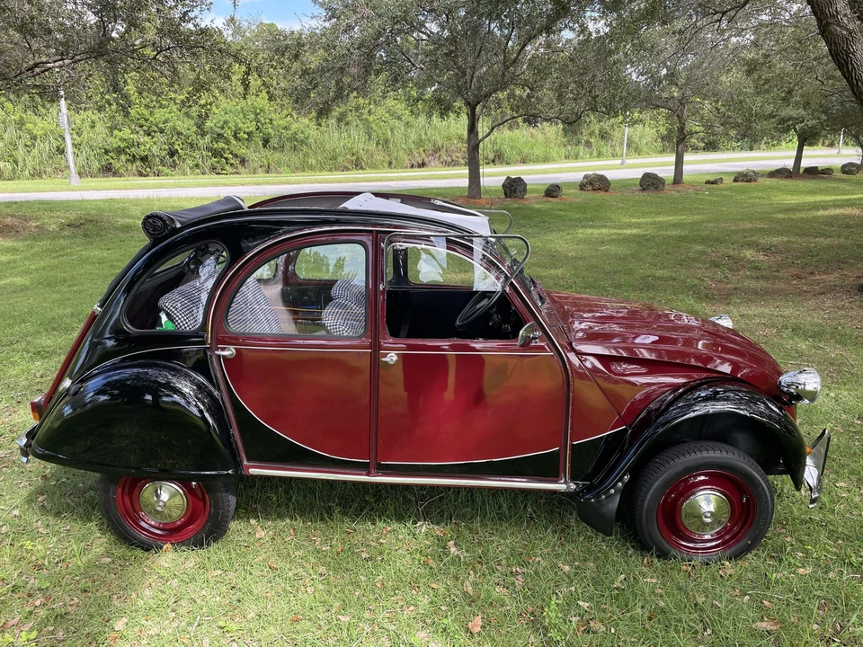 1982 Citroen 2CV - Image 9 of 31