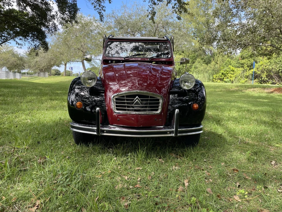 1982 Citroen 2CV - Image 11 of 31