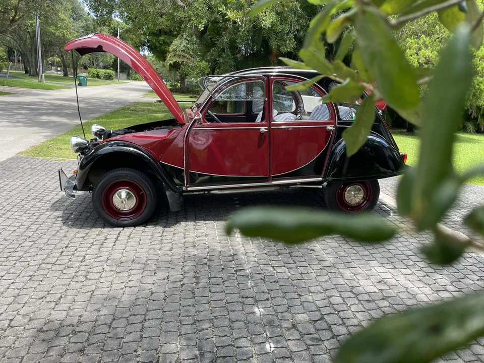 1982 Citroen 2CV - Image 29 of 31