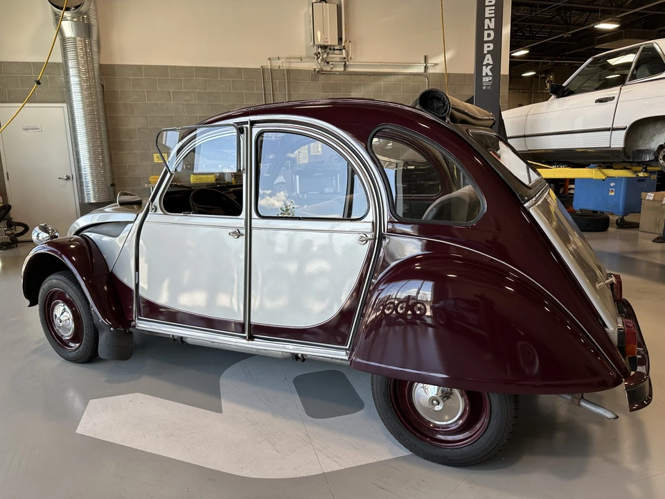 1982 Citroen 2CV - Image 7 of 31