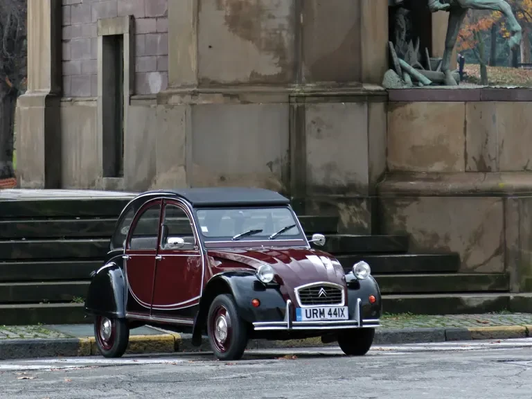 1982 Citroen 2CV - Image 2 of 9