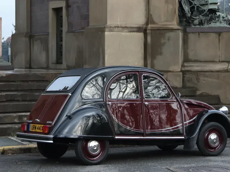 1982 Citroen 2CV - Image 8 of 9