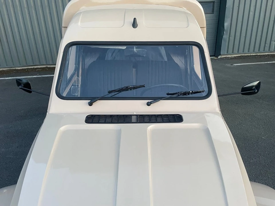 1982 Citroen Dyane - Image 4 of 30