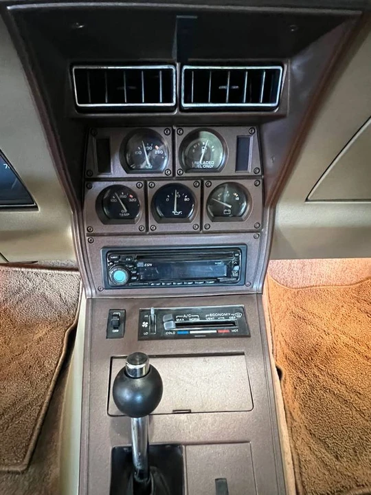 1982 Chevrolet Corvette C3 - Image 9 of 24