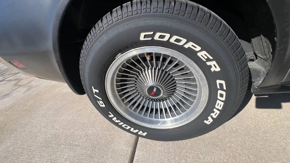1982 Chevrolet Corvette C3 - Image 6 of 24