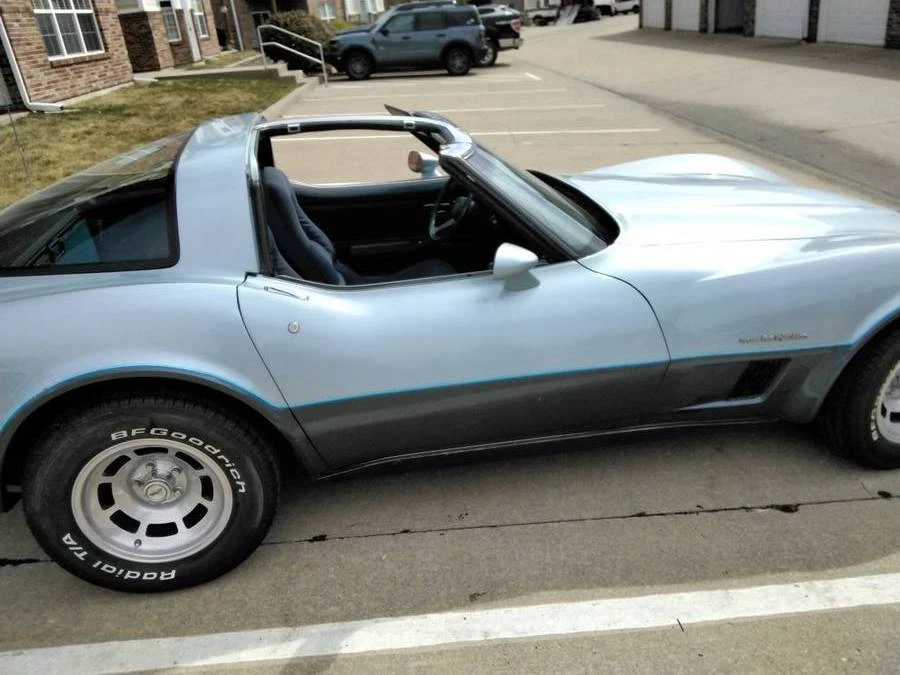 1982 Chevrolet Corvette C3 - Image 2 of 11