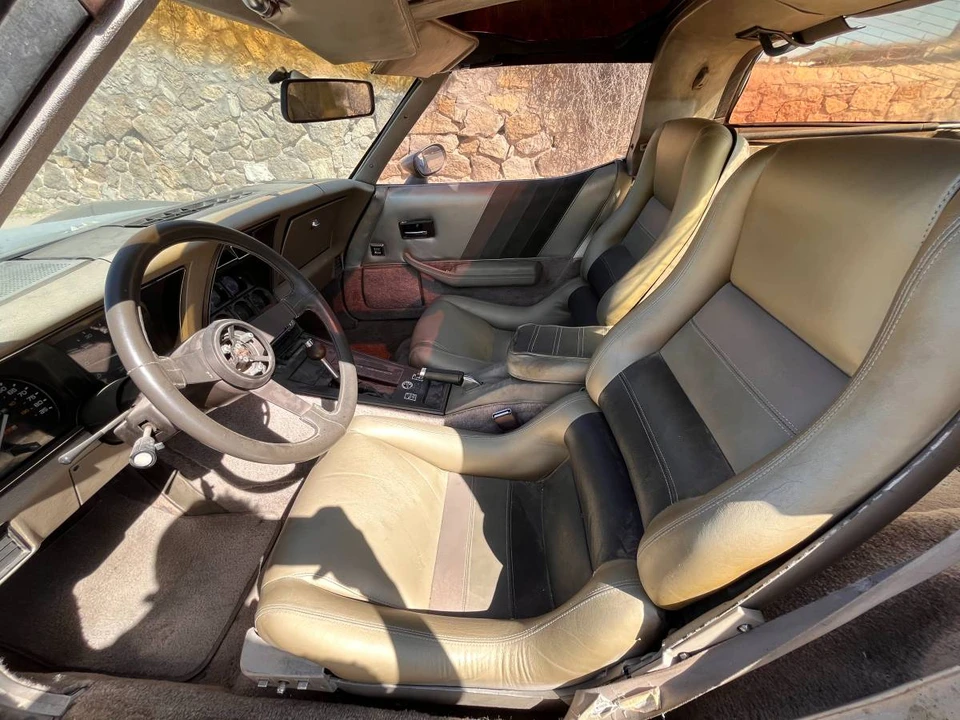 1982 Chevrolet Corvette C3 - Image 7 of 9