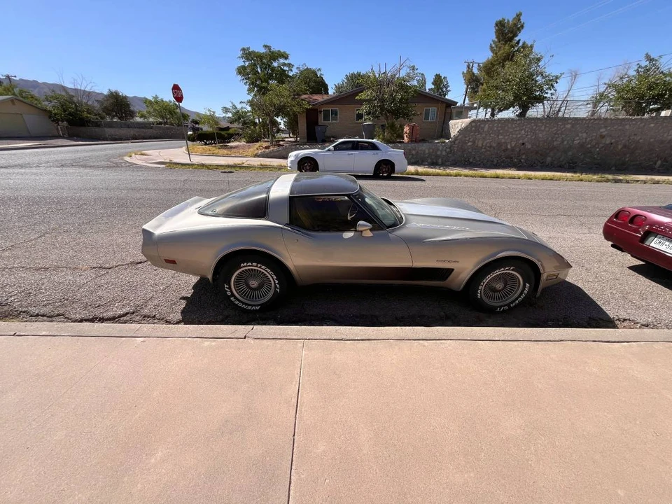 1982 Chevrolet Corvette C3 - Image 2 of 9