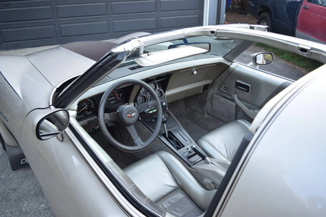 1982 Chevrolet Corvette C3 - Image 13 of 24