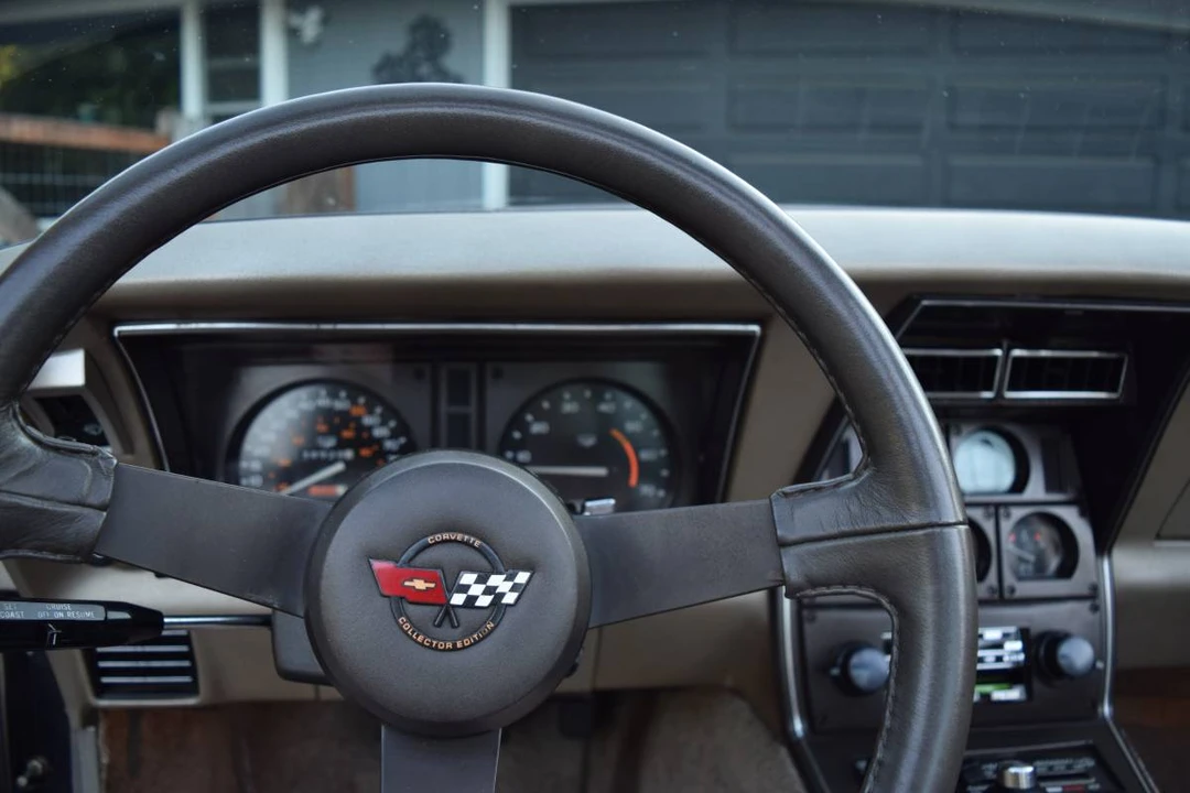 1982 Chevrolet Corvette C3 - Image 18 of 24