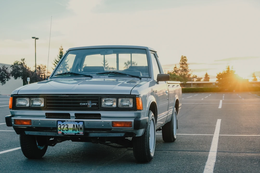 1982 Nissan - Image 2 of 31