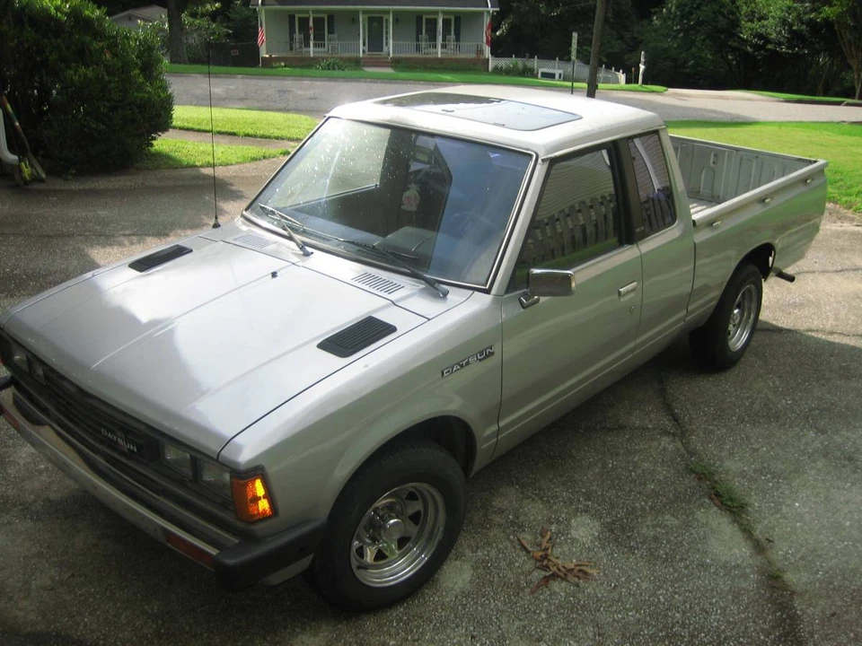 1982 Nissan - Image 3 of 6