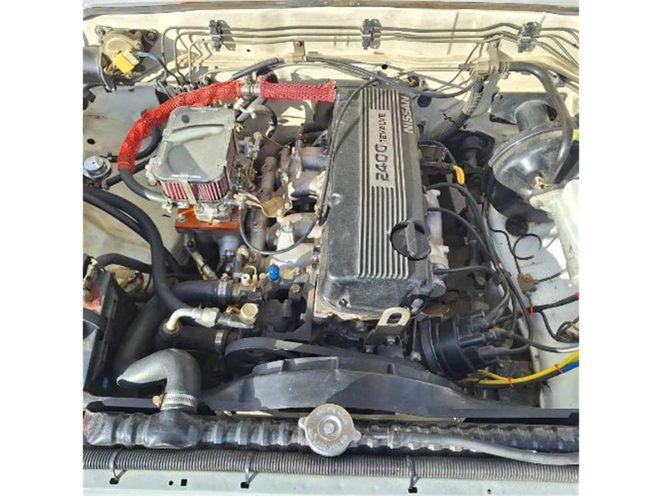 1982 Nissan Sentra - Image 13 of 14