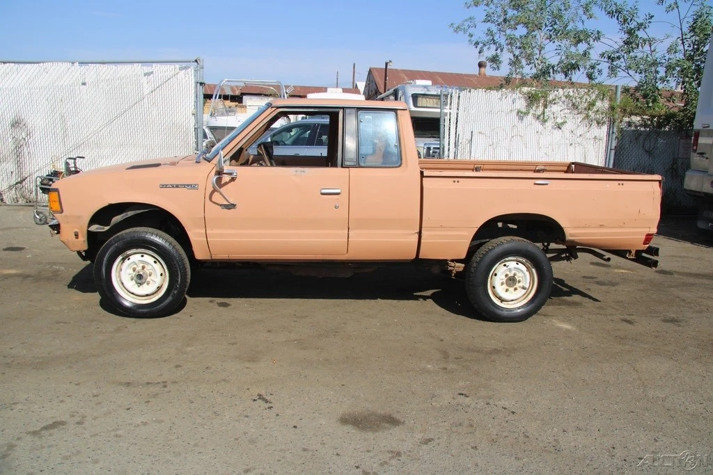 1982 Nissan - Image 3 of 21