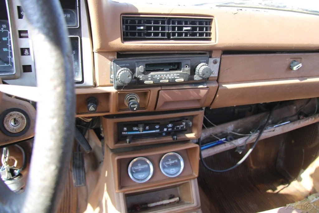 1982 Nissan - Image 16 of 21