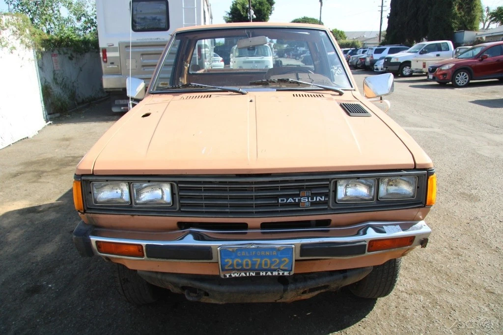 1982 Nissan - Image 9 of 21