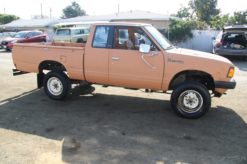 1982 Nissan - Image 7 of 21
