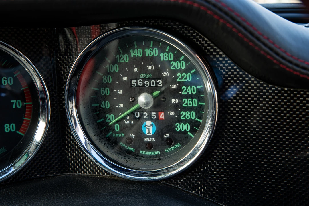 1982 DeTomaso Pantera - Image 28 of 31
