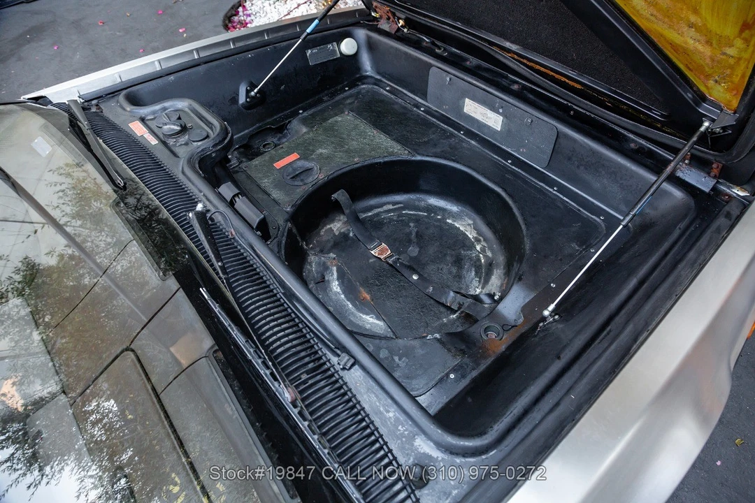 1982 DeLorean DMC-12 - Image 28 of 31