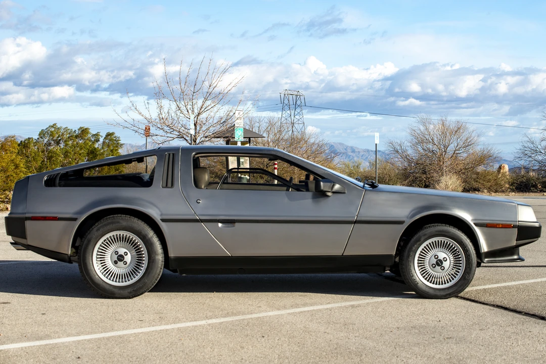 1982 DeLorean DMC-12 - Image 28 of 31