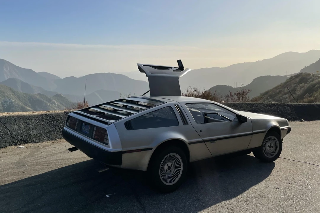 1982 DeLorean DMC-12 - Image 24 of 31