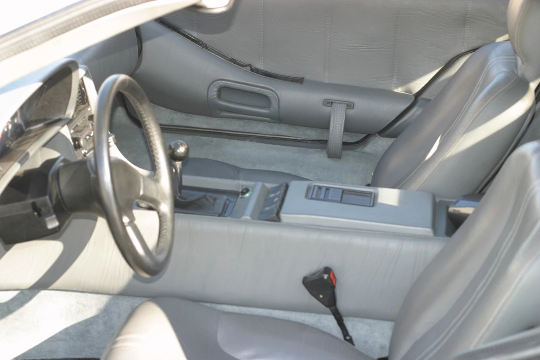 1982 DeLorean DMC-12 - Image 19 of 31