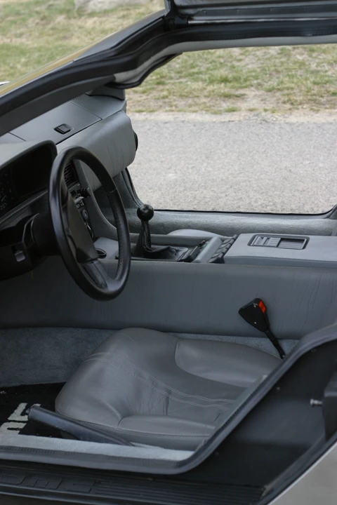 1982 DeLorean DMC-12 - Image 20 of 31